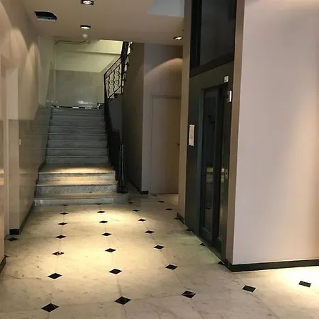 One Bedroom Mace * Κάννες